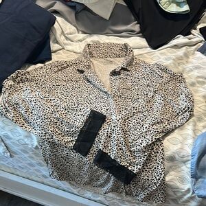 Victoria's Secret leopard Print Summer Weight Pajama Set with lace trim